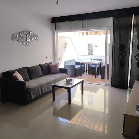 Alire Yucas Fuengirola