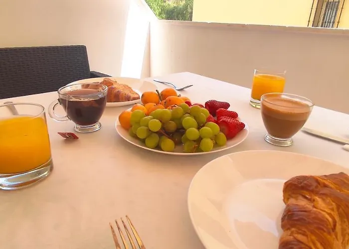 Alire Yucas Fuengirola