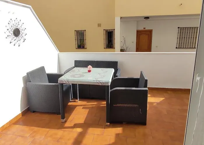 Alire Yucas Фуенхірола